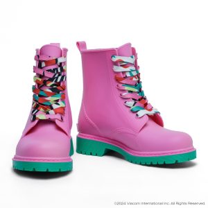 Alternative view of UC-001